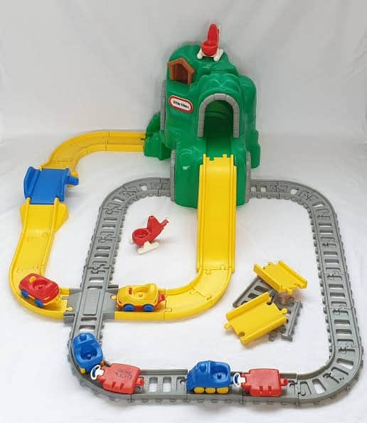 Little tikes road sales and rail set argos