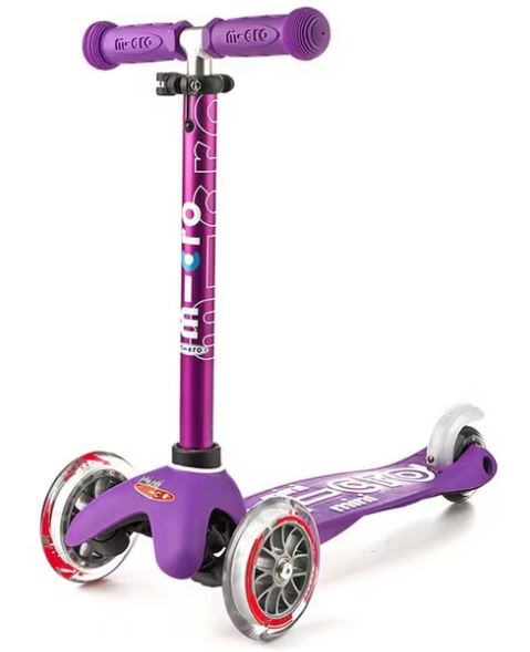 Purple 3 wheel micro deluxe scooter