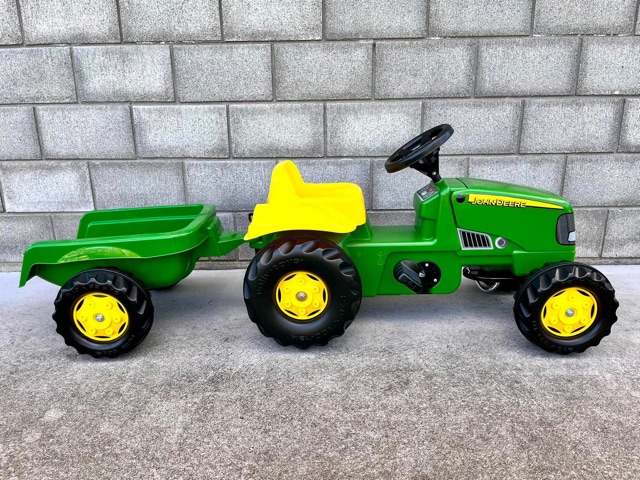 John Deere Classic Tractor with Trailer